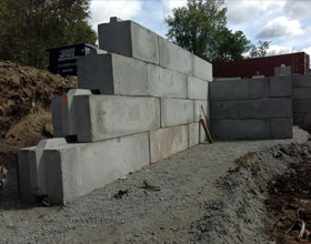 Ériger un mur de soutènement en blocs de béton - Blocs Écono